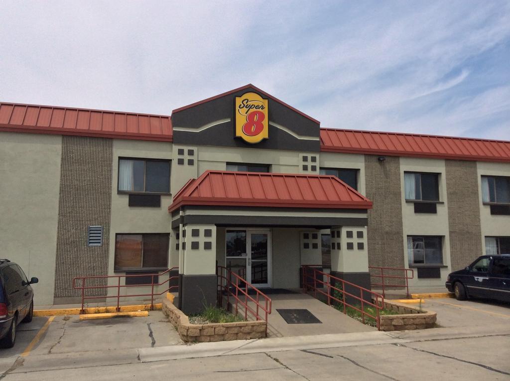 Super 8 By Wyndham Marshalltown Exterior foto